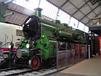 Locomotive (verte) (prise a Munich, 2014) (2)